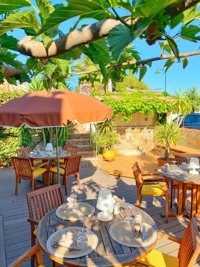 Hotel Beau Soleil Le Lavandou Kültér fotó